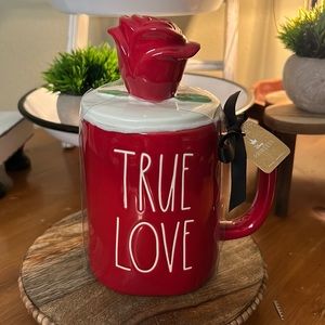 Rae Dunn ~ TRUE LOVE princess mug with Red Rose lid!! NWT
